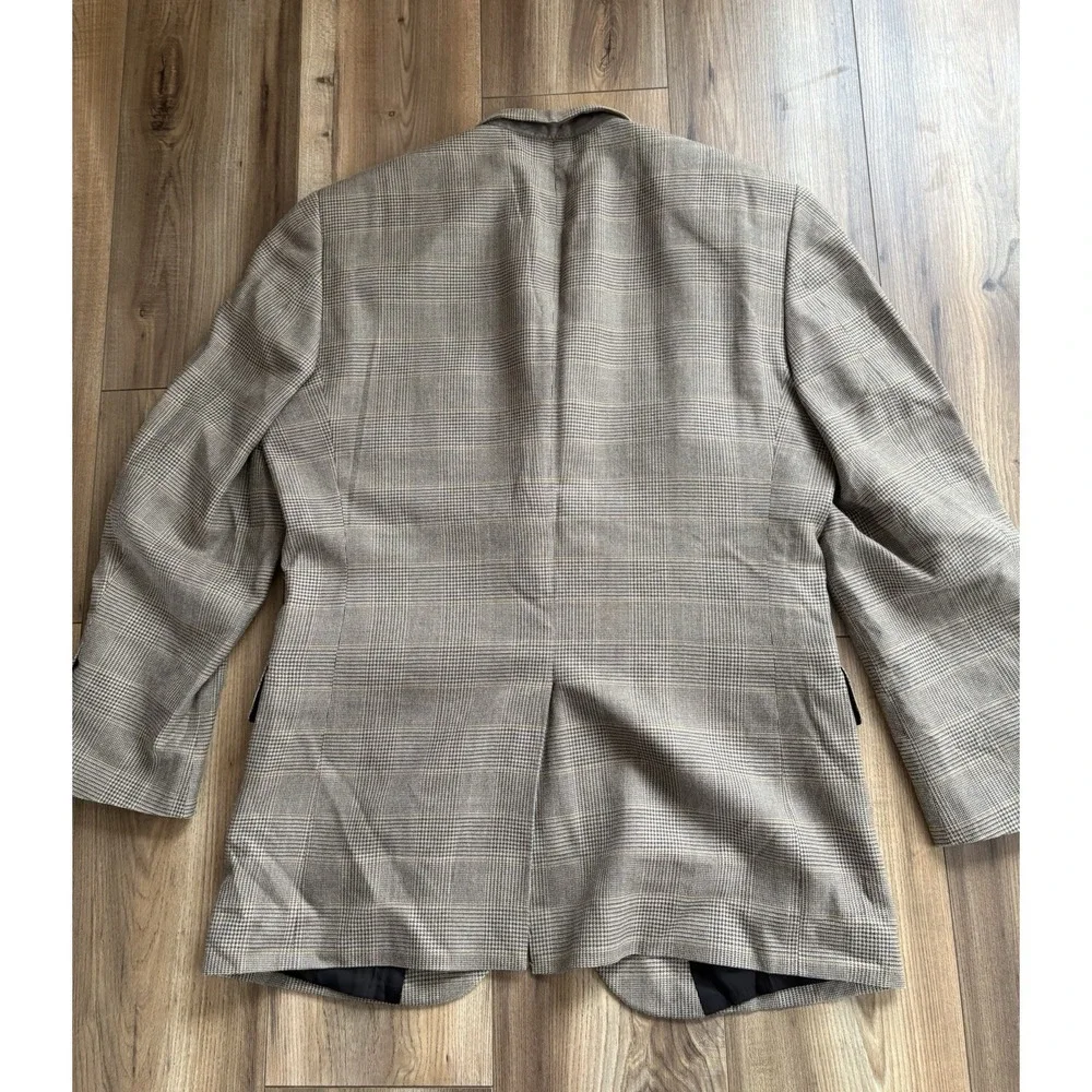 Jos‎ A Bank Traveler's Collection 39R Brown Tan Glen Plaid Silk Wool 2 Button